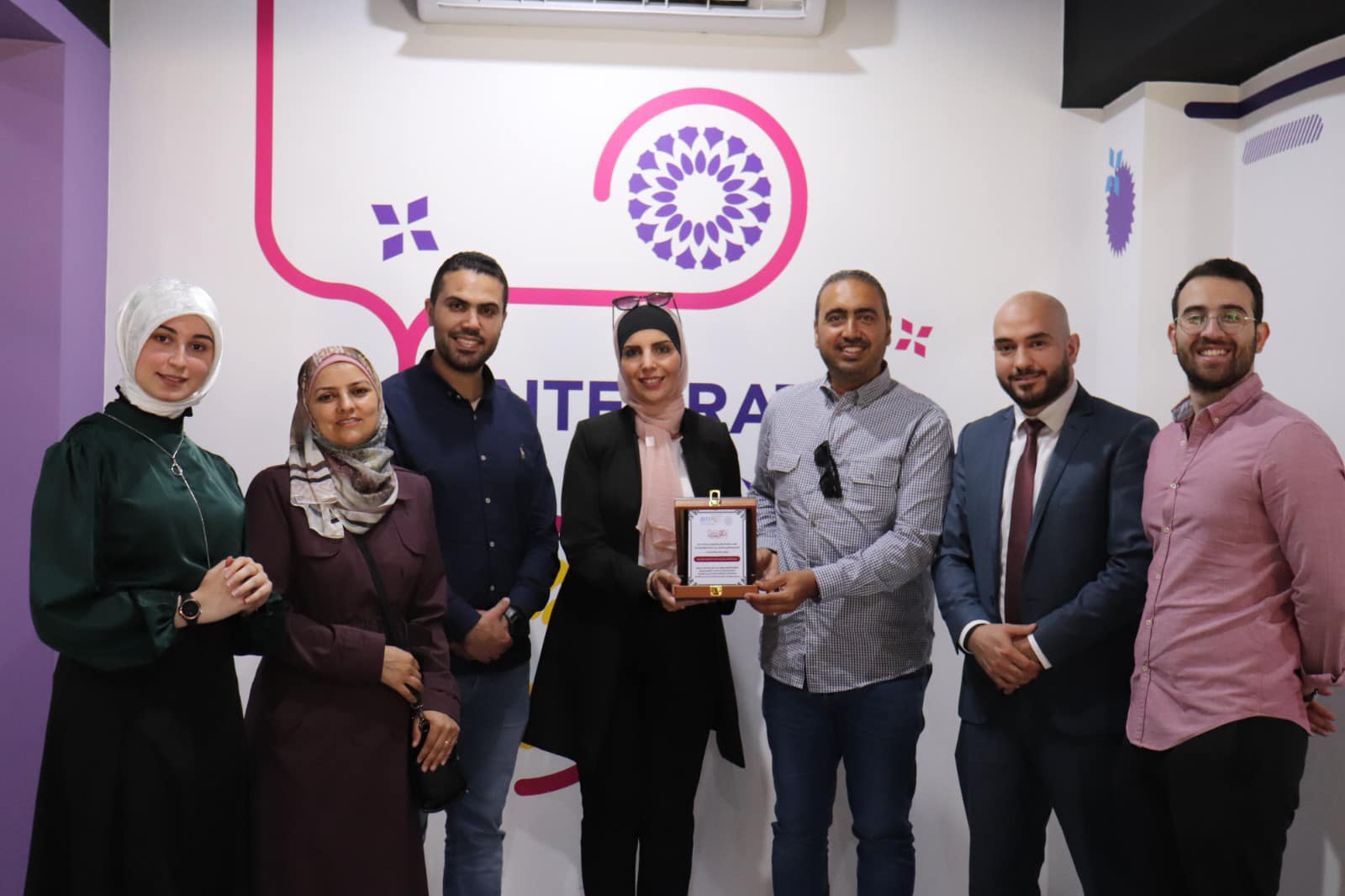 في رحلة عمل بالمملكة الأردنية الهاشمية